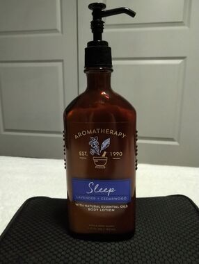Bath & Body Works Aromatherapy Sleep Lavender + Cedarwood Body Lotion - 6.5 OZ.
